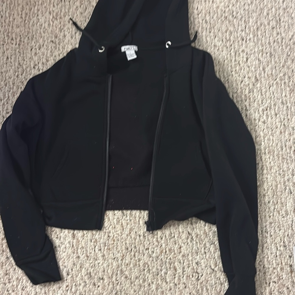 Black cropped jacket